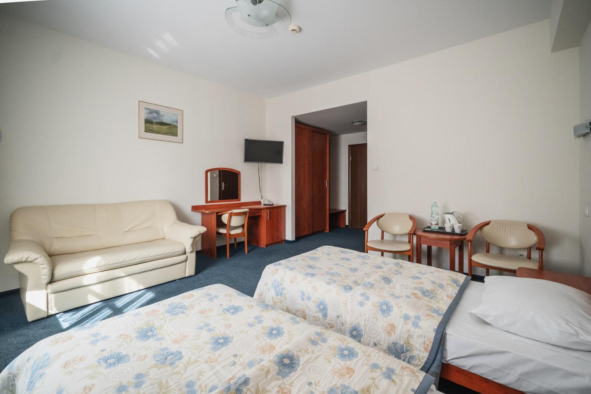 קריניצה זדרוי Hotel Jaworzyna Krynicka מראה חיצוני תמונה